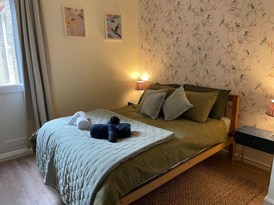 West London Stunning Garden Flat - Period Features Daire Dış mekan fotoğraf