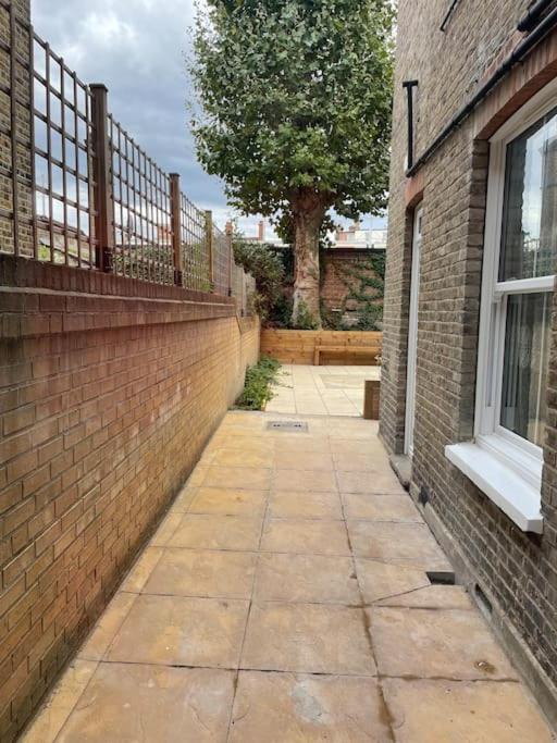 West London Stunning Garden Flat - Period Features Daire Dış mekan fotoğraf