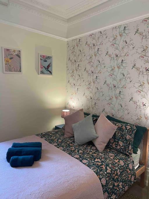 West London Stunning Garden Flat - Period Features Daire Dış mekan fotoğraf